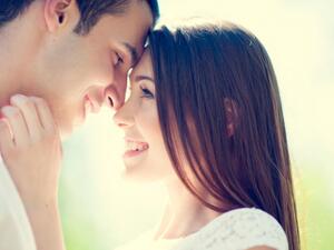 للرجل كبرياء يبحث دائمًا عن كل السبل لإرضائه
