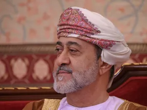 سطان عُمان هيثم بن طارق