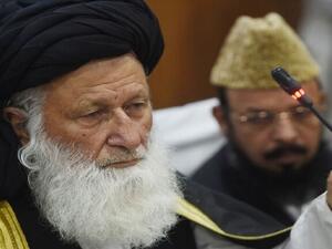 الزعيم الديني الباكستاني مولانا محمد خان شيراني