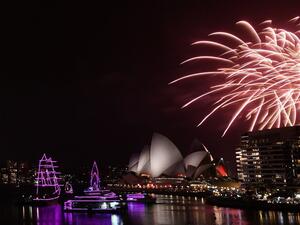 نيوزيلندا تقيم احتفالات ليلة رأس السنة الجديدة كالمعتاد خلافا لكثير من دول العالم