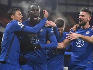 فوز مهم للبلوز