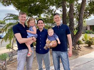 "إيان جينكينز" و"آلان مايفيلد" و"جيريمي ألين هودجز"