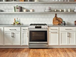 LG’s Instaview Range With Air Sous Vide Is the Oven  Home-Gourmands Have Been Waiting For