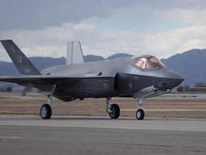 طائرة F-35 المقاتلة