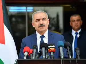 رئيس الوزراء الفلسطيني محمد اشتية