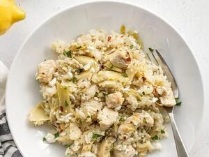 طبق الدجاج بالليمون مع الأرز