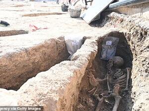 عثر العمال على الرفات أثناء قيامهم بتوسيع طريق في تاوست، وهي بلدة صغيرة في مقاطعة سرقسطة