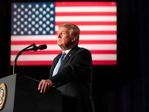 الرئيس المنتهية ولايته دونالد ترامب