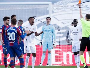 طرد ميليتاو المبكر كلف ريال مدريد نقاط المباراة