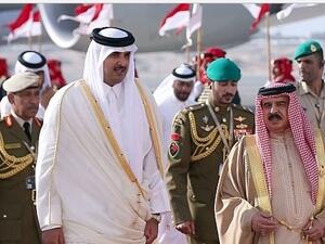  وجه وزير الخارجية البحريني، عبداللطيف الزياني، دعوة لنظيره القطري