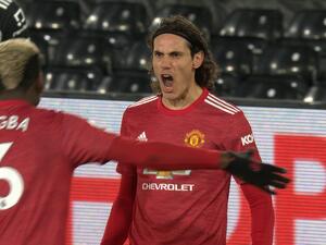 كافاني يحتفل بهدفه