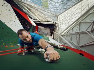CLYMB Abu Dhabi Introduces Skydiving and Climbing Courses 