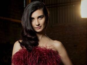 Cha-Ching! Check out How Much Tuba Büyüküstün Is Paid for Her Role in Sefirin Kızı