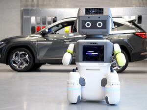 Hyundai Motor Group Introduces Advanced Humanoid Robot ‘Dal-E’ for Automated Customer Services