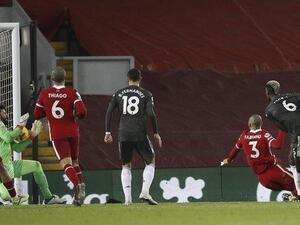 من مواجهة القمة بين ليفربول ومانشستر يونايتد الأحد