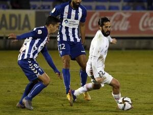 فوز تاريخي لآلكويانو يضاعف الضغوط على ريال مدريد ومدربه زين الدين زيدان