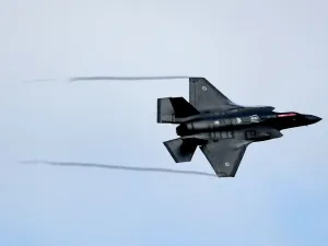  F-35