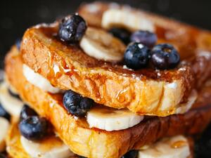 حلوى الفرنش توست بالفواكه 