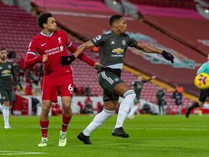 تعادل مخيب للريدز وإيجابي للشياطين الحمر