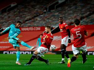 فوز مهم ليونايتد على غريمه في الدوري الإنجليزي