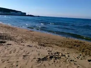 شاطىء ولاية مستغانم