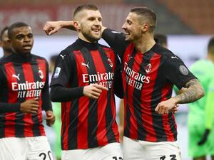 كرونيتش وريبيش (يمين ووسط)