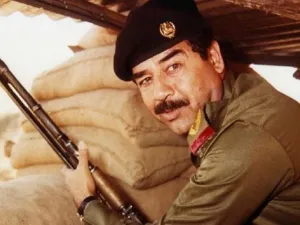 الرئيس العراقي الراحل صدام حسين