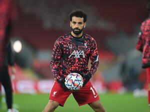 The former Reds striker believes the Egyptian frontman is trying to do too much by himself, with Jurgen Klopp’s side struggling for an attacking spark (Photo: AFP)