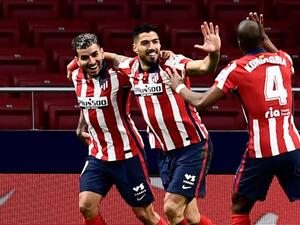 أتلتيكو يبتعد في صدارة الليغا