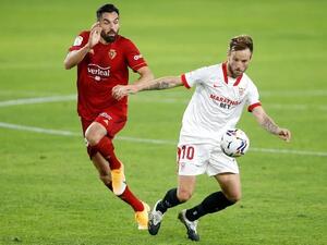 إشبيلية يتغلب على أوساسونا