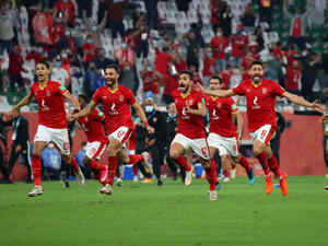 فوز تاريخي جديد للأهلي