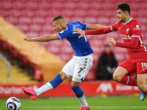 ريتشارليسون يسجل هدف إيفرتون الأول