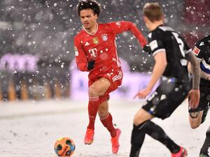 مواجهة ساخنة تحت الثلوج