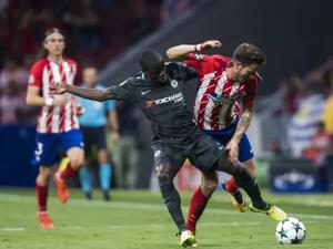 من مواجهة سابقة بين العملاقين