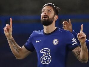 جيرو يقود تشيلسي للفوز