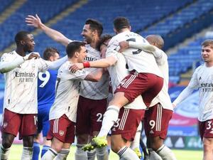 آرسنال يصعق ليستر سيتي على أرضه