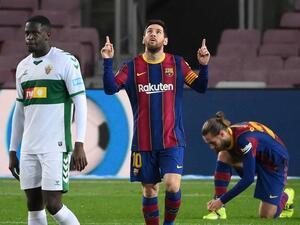 ميسي يرفع رصيده إلى 18 هدفاً لينفرد في صدارة هدافي الليغا