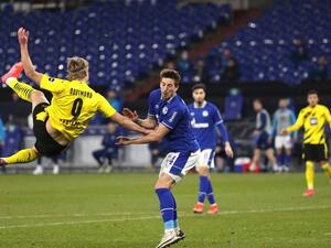 هالاند يسجل هدفاً عالمياً