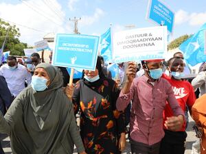 Supporters of different opposition presidential candidates demonstrate in Mogadishu on February 19, 2021. Somalia missed a deadline to hold an election by February 8, when President Mohamed Abdullahi Mohamed, better known by his nickname Farmajo, was due to step down, creating a constitutional crisis. AFP