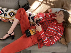 Gigi Hadid Hadid was with her partner Zayn Malik, her mother Yolanda, her sister Bella, a local midwife and her assistant by her side. (Instagram)