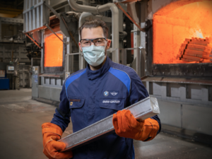 Harnessing the Power of the Desert Sun: BMW Group Sources Aluminium Produced Using Solar Energy