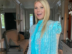 she replaced her Best Actress Oscar with the vibrator.