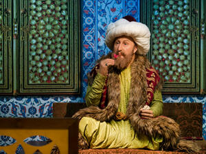  (Shutterstock)	