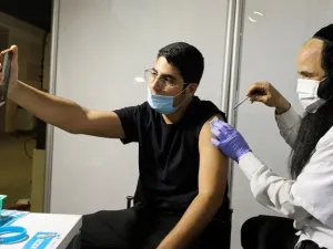إسرائيل تسجل أكثر من 6000 وفاة بكورونا منذ انتشاره