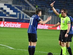 طرد تيمو فرويلر لاعب وسط أتالانتا في لقاء الذهاب منح ريال مدريد الأفضلية