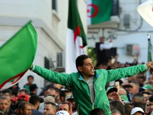الجزائر