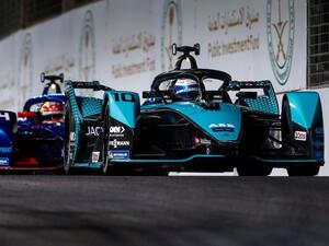 بيرد يفوز بالجولة الثانية