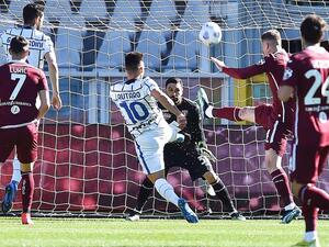 لاوتارو يسجل هدف انتصار إنتر