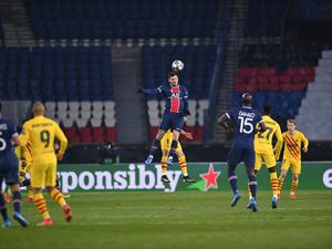 مواجهة قوية خلال شوطها الأول من برشلونة