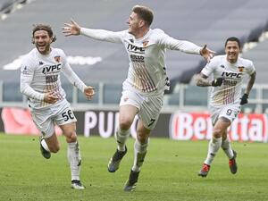 فوز تاريخي لبينيفينتو